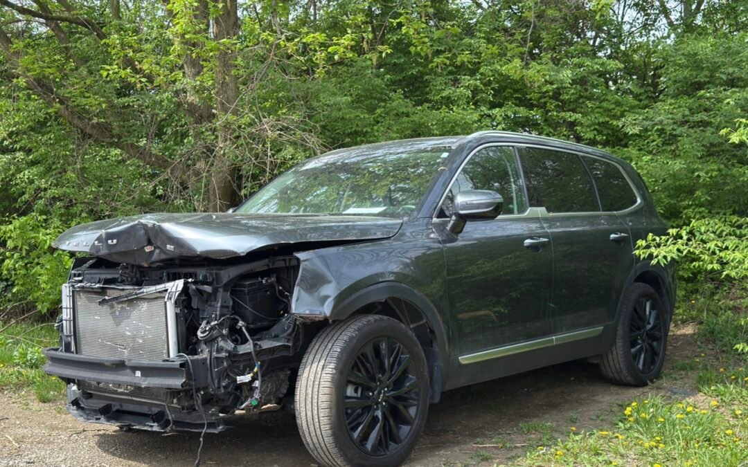 Out-of-Pocket vs Insurance: Which Is Best for Your Collision Repair?